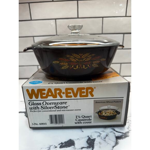 Vintage Wear Ever 1.5 Quart Casserole with Cover American Wheat NIB - Picture 4 of 7